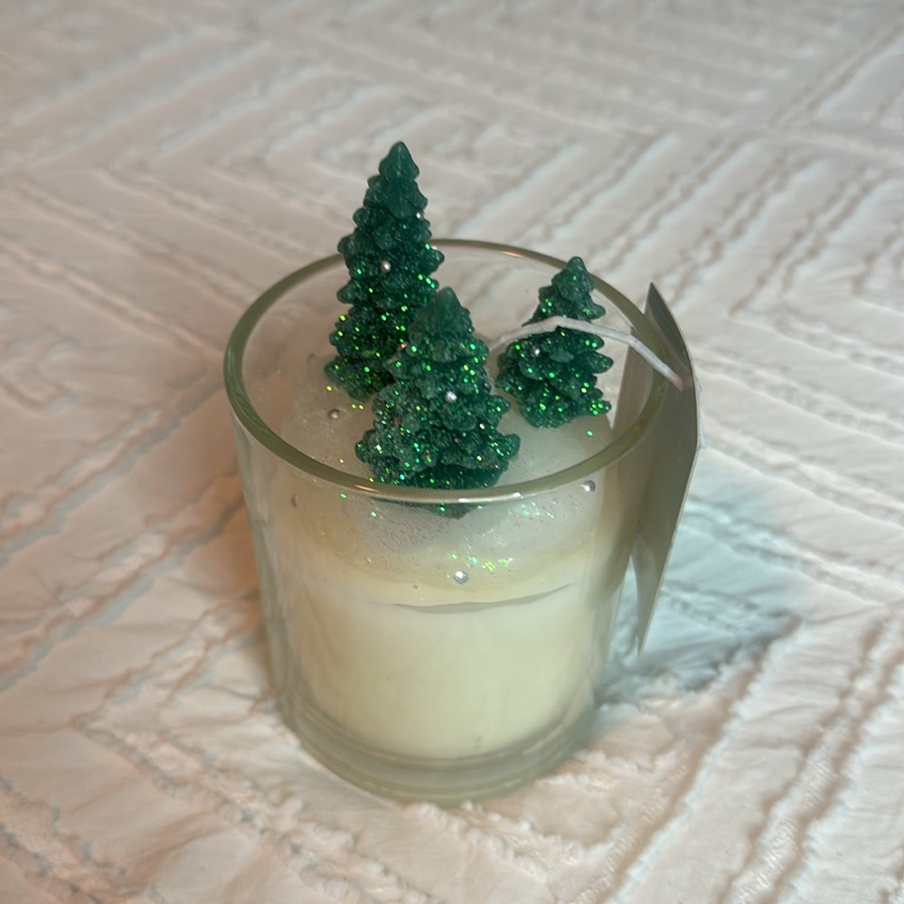 NWT viral glitter Christmas tree candle light bling holiday pine scent